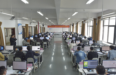 【市級技能大賽】喜報:我校學生在市級技能競賽“移動互聯網應用軟件開發”賽項中榮獲一等獎